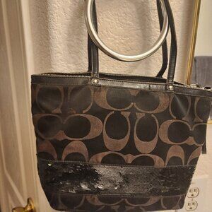 Coach vintage shoulder bag